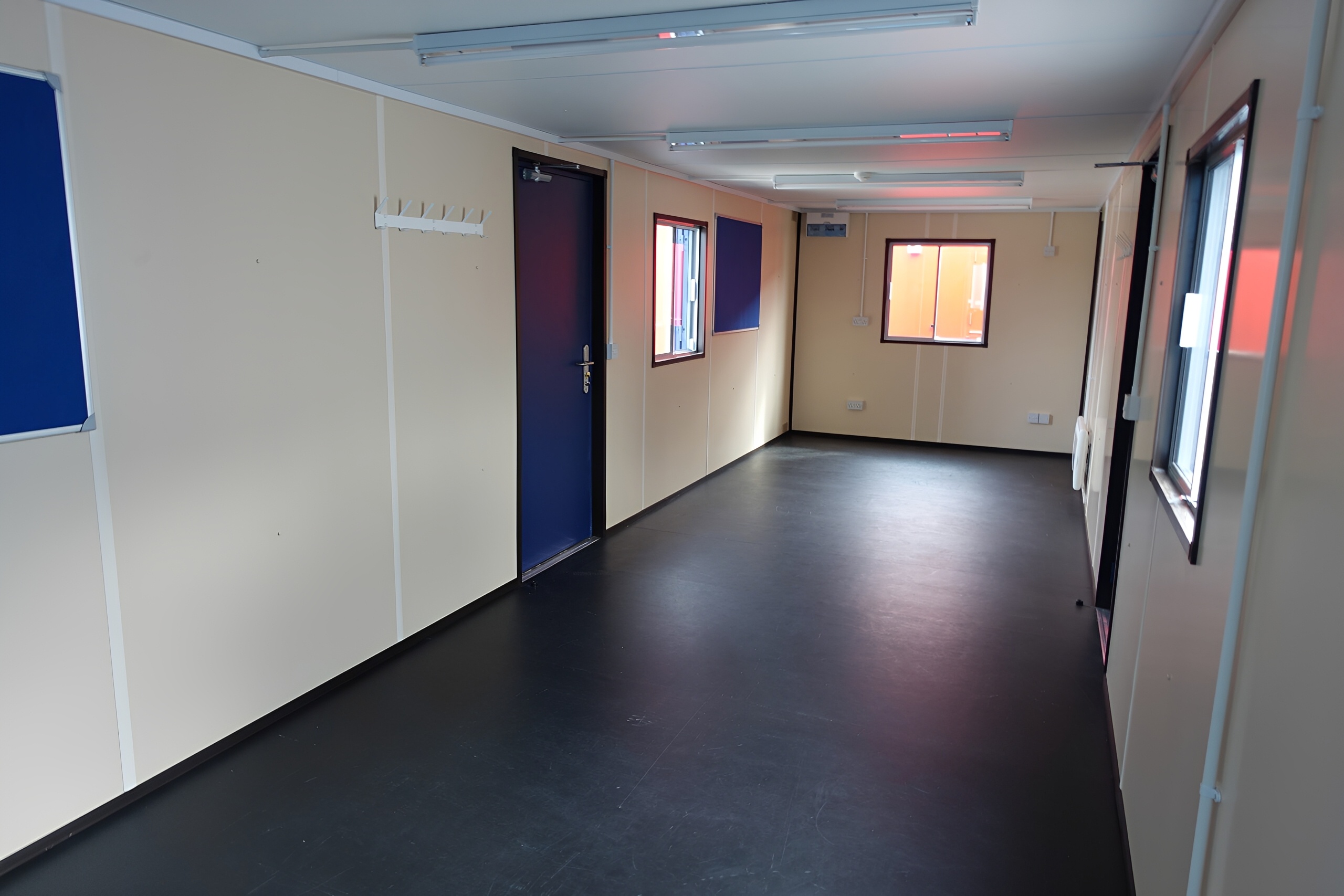 32ft-Ecolink-Drying-Cabin3 - Royal Containers Trailer Suppliers